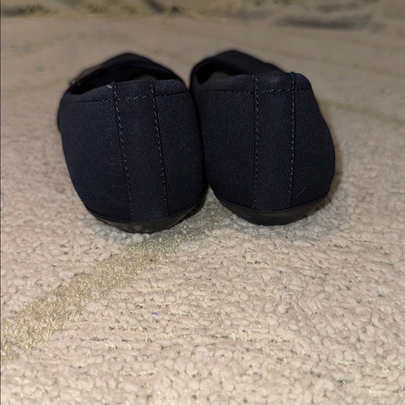 AK Sport Flats Bundle | Black & Navy | Women’s 6 - Picture 6 of 14